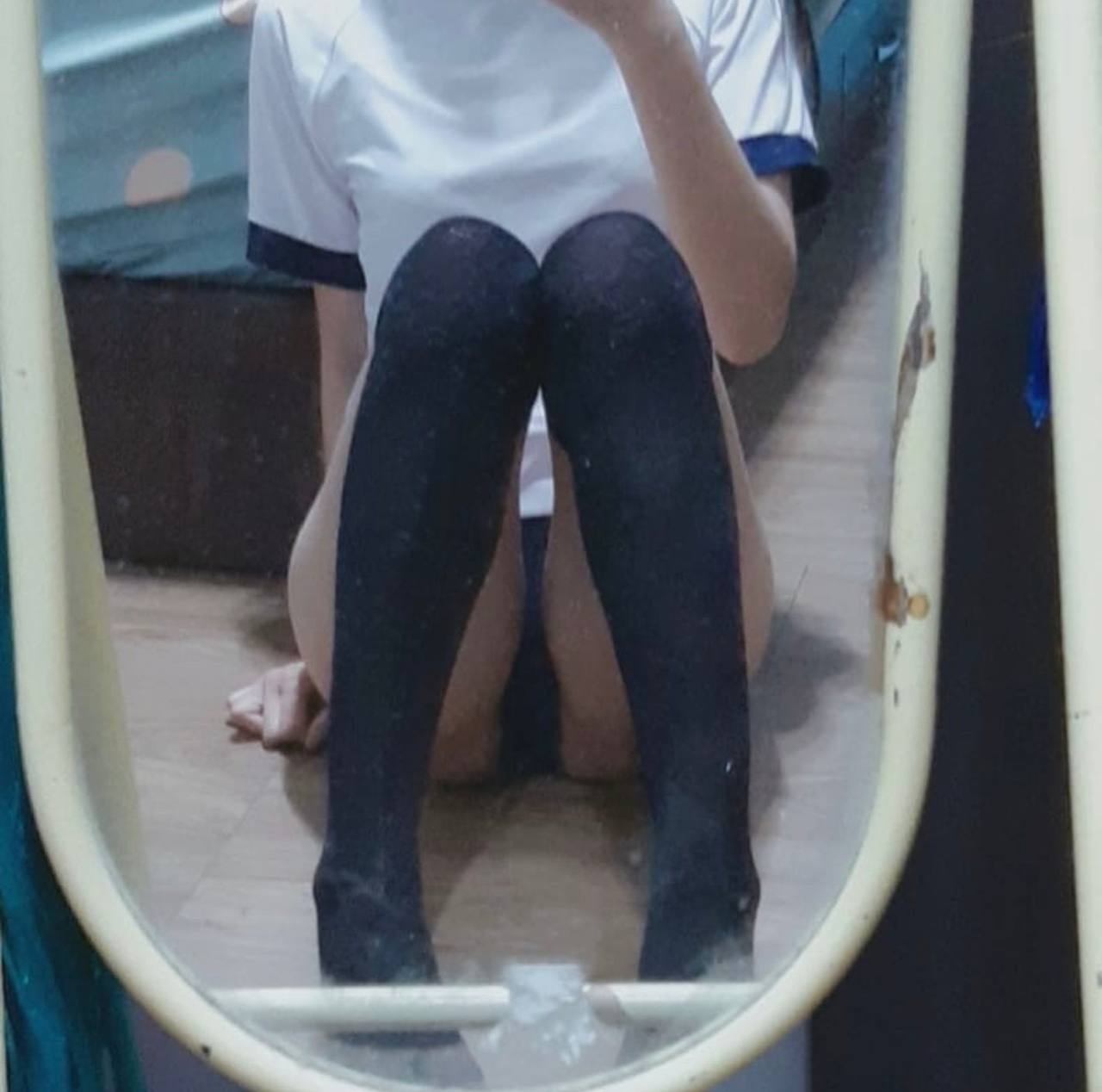 STARS-644,STARS-644 デビュー作で初めて中イキを経験したえまちゃんが初デカチン! Lần đầu tiên! 3P đầu tiên! SEX tuyệt vời nhất vào đầu năm